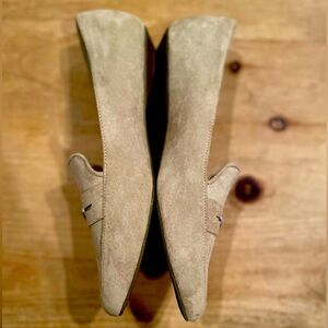 Anne Klein iflex flats loafers pointed toe Sand Dressy or Casual Minimalist 9.5